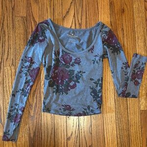 American Eagle Outfitters Floral Long Sleeve Top